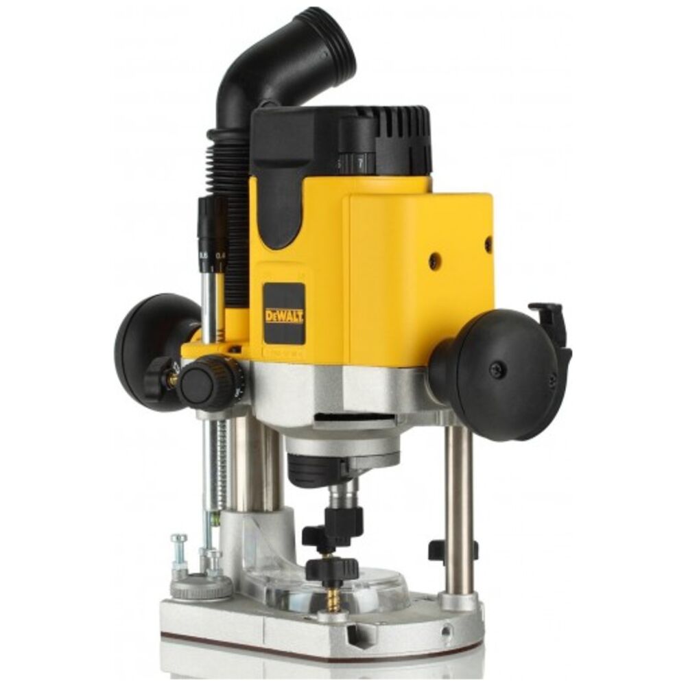 Фрезер DEWALT DW621-QS
